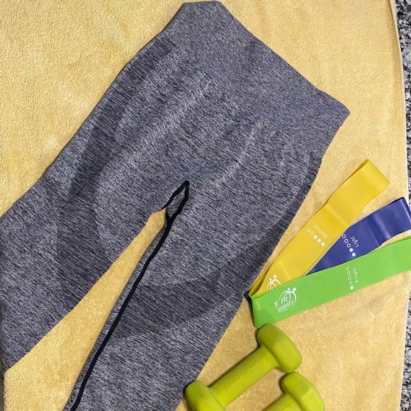 VICTORIA'S SECRET PINK Seamless Workout Leggings - Picture 1 of 4